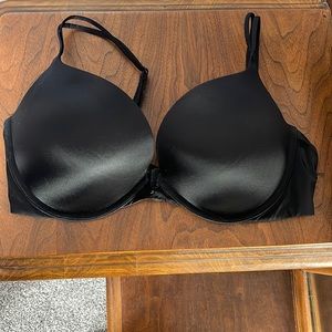 Victoria’s Secret very sexy push-up  bra 30D